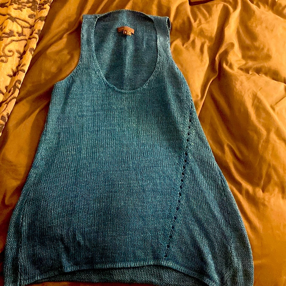 Vince tank size S